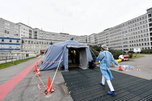 Virus, l'associazione anestesisti denuncia: "Penalizzati dai tagli, l'Italia ora paga pessima programmazione sanitaria"