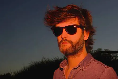 Dente, il cantautore che sa rinnovarsi