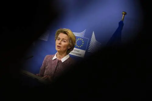 Ecco perché la Von der Leyen è pronta ad aiutare l'Italia