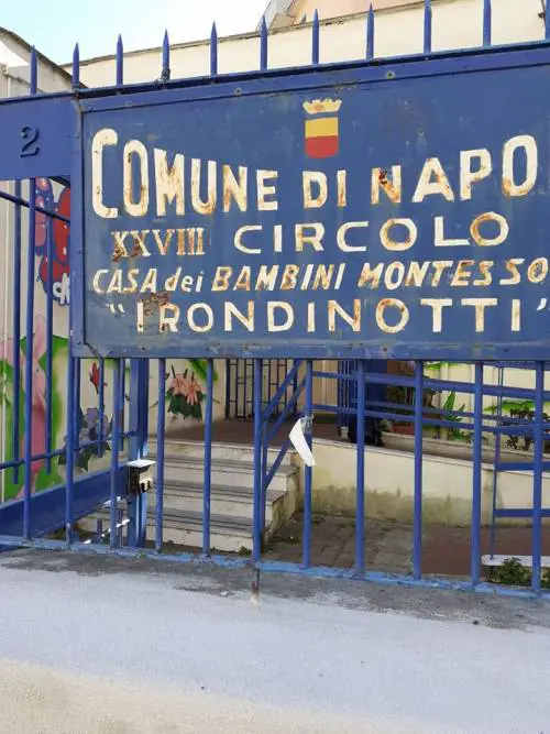 Devastata scuola appena sanificata per il Coronavirus