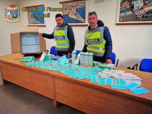 Sequestrate 10mila mascherine anti-Coronavirus vendute con un rincaro del 6mila per cento