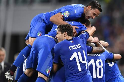 A 100 giorni dal via trema l'Europeo di calcio. E il Cio soccorre i Giochi