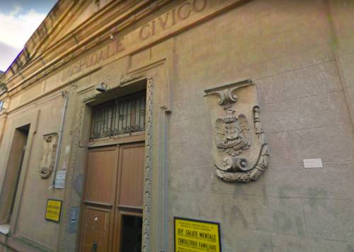 "La visiti, ha coronavirus" E aggredisce dottoressa Lei: "Basta, mi dimetto"