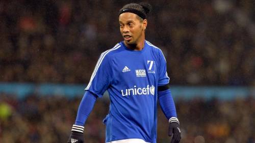 Guai per Ronaldinho, arrestato in Paraguay con passaporto falso