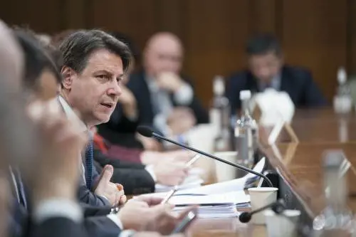 Coronavirus: “Esami nell'università di Catanzaro, violato decreto Conte”