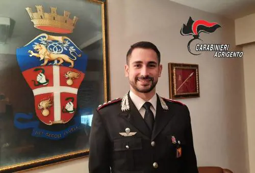 Rischia di soffocare con un boccone: salvato da un capitano dei carabinieri