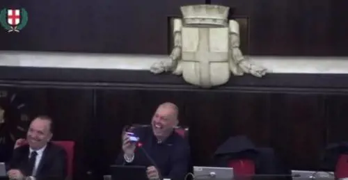Sardone all'attacco: "Giunta canta Celentano e fuori Milano soffre"
