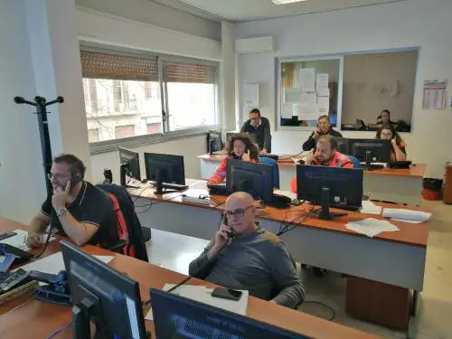 Nella sala operativa anti-virus "Migliaia le chiamate al giorno"