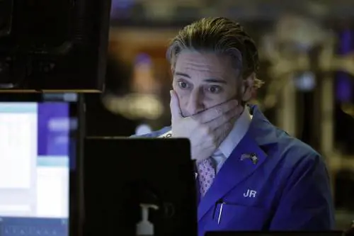 La tempesta perfetta sull'Italia: perché la Borsa sta crollando