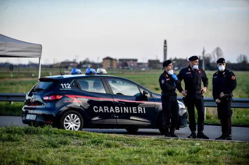 La direttiva del Viminale: controlli in aeroporti e stazioni