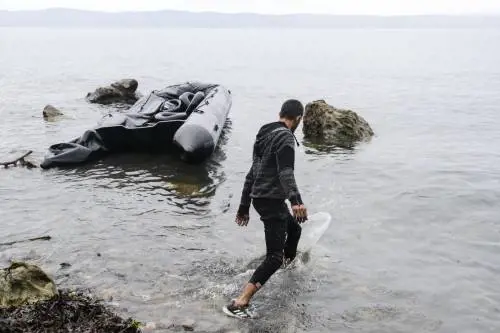 Il coronavirus ha improvvisamente bloccato gli sbarchi dei migranti in Italia