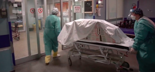 I cialtroni che non sbloccano l'ospedale alla Fiera di Milano