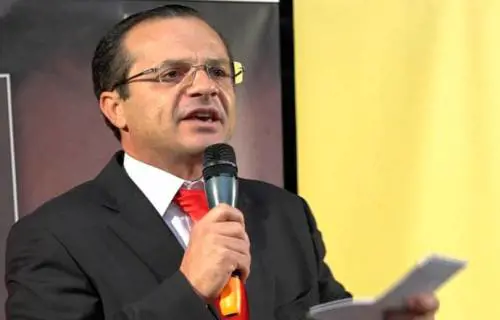 Il sindaco Cateno De Luca ordina il coprifuoco a Messina