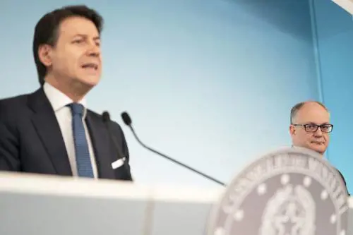 Mes, Conte: "Eurogruppo lunedì si concentri su coronavirus"
