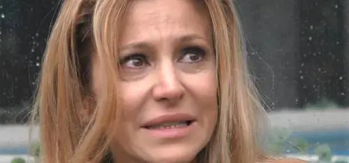 Gf Vip, Adriana Volpe piange: “Mappatella? Ci andrei ora, significherebbe che il virus è sconfitto”