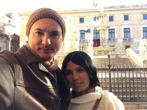 Virus, coppia si sposa in comune a Bologna: niente invitati e familiari in video-conferenza