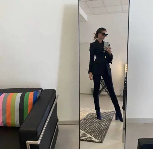L'ipotesi di Belen Rodriguez sull'epidemia: "La settimana della moda è stata deleteria"