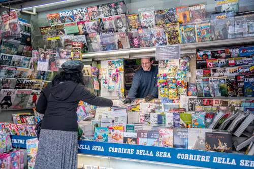 "È la stampa, bellezza...". I giornalai restano in trincea
