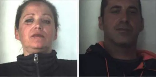 Tentano una rapina ma la vittima si difende a colpi di fucile