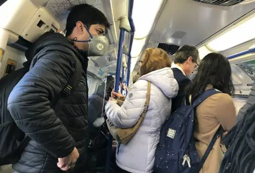 Coronavirus, scoperti in Calabria i furbetti delle mascherine