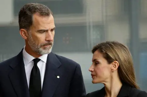 Felipe VI ora rinnega il padre per salvaguardare la monarchia