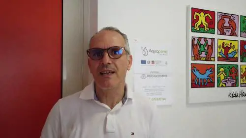 "Scarpe, giubbotti (e ansie). Così il virus non entra a casa"