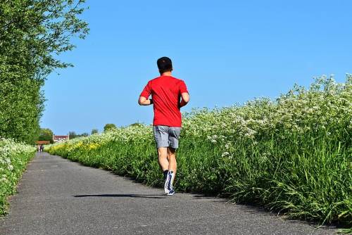Divieto jogging all’aperto: il Tar respinge ricorso contro ordinanza De Luca