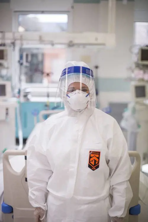 Virus, anche una 27enne tra le vittime di oggi