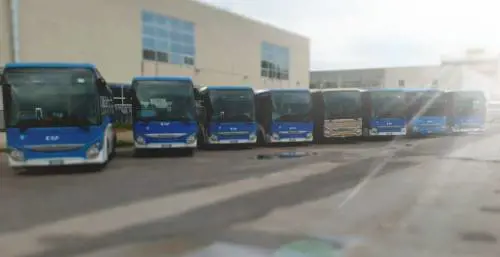 Coronavirus, a Caserta bus gratuiti per medici e infermieri