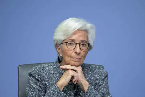 Bce fa muro sul debito: "Cancellarlo è illegale"