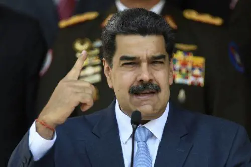 L'Ue bacchetta i 5 Stelle: stop ai fondi dal Venezuela