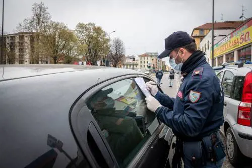 L'ordinanza della Lombardia: librerie e cartolerie rimangono chiuse