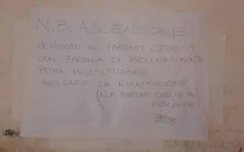 Ascensore Covid usato per tutto: mensa, Rot, persone, barelle