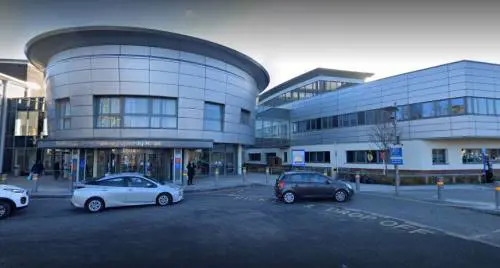 Cuoco italiano muore a Londra: "Curato per influenza, mai un tampone”