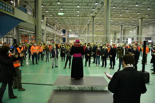 Pazzali: "Da monsignor Delpini grande conforto per chi lavora all'Ospedale Fiera Milano"