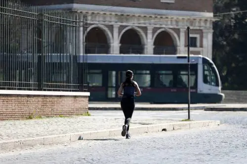 Jogging e passeggiate: il pasticcio del Viminale