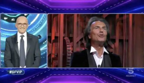 Web insorge contro Antonio Zequila: "Ridicolo, non hai classe"