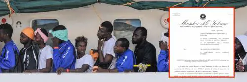 Virus, i migranti restano tutti: accolto pure chi è senza titolo