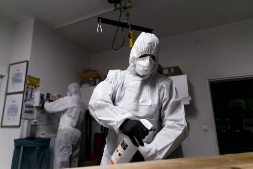 Virus si diffonde pure nell'aria: tutte le misure per combatterlo