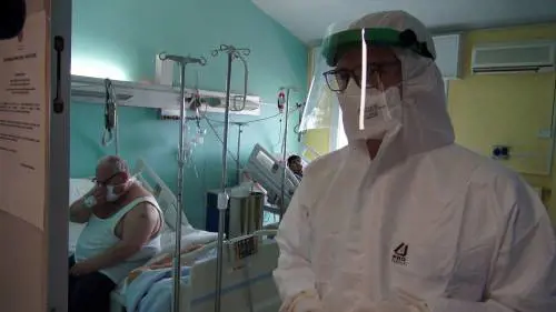 In terapia intensiva adesso entra la musica: "Aiuta medici e malati a uscire dall'inferno"