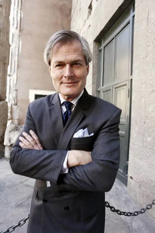 La pandemia non frena i soliti complottisti: quella folle correlazione tra Coronavirus e 5G