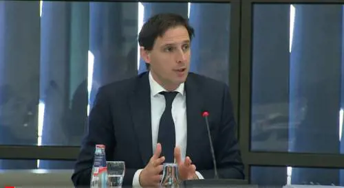 Il ministro olandese stronca gli Eurobond: “Non sono una soluzione”