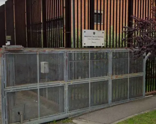 Prato, arrestati nigeriani: pestano uomo per prendere soldi prelevati