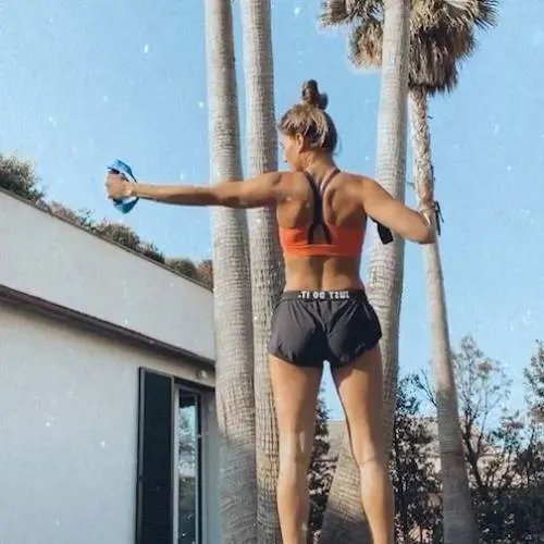 Carolina Marcialis scalda Instagram