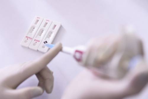 Virus, lo sprint sul vaccino: test sull'uomo a fine mese