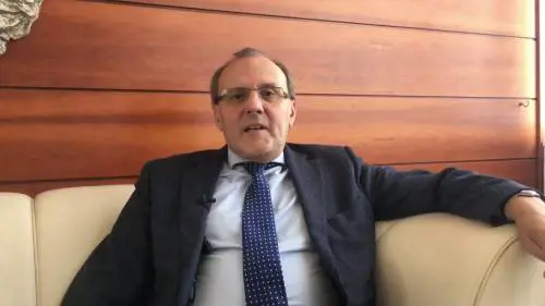 La Regione "riapre" i mercati coperti. E gli artigiani scalpitano