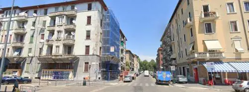 Milano, muoiono per covid e la casa viene occupata