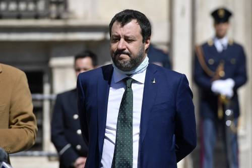 Salvini avverte Conte: "Se userà il Mes lo farà al di fuori della legge"