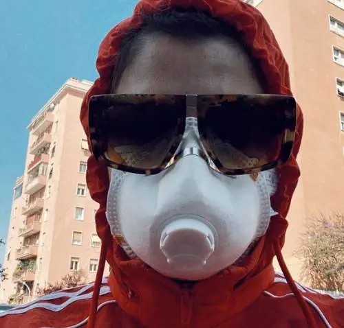 Emma Marrone: "Devastante vedere il mio quartiere così silenzioso, mi manca l'aria"