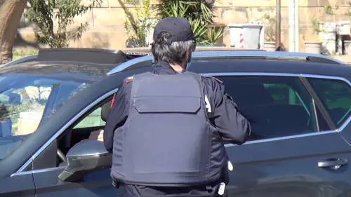 "Cerco paglia per i letti alle galline". Ecco le scuse di chi viola il lockdown